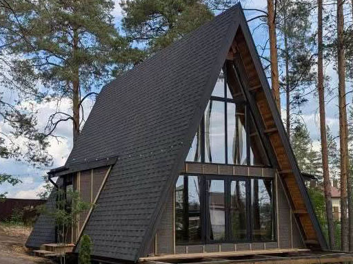 Innovative Triangle Wooden House Redefines Nature Retreats in Huizhou